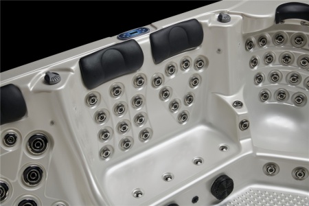 Гидромассажный спа-бассейн Joyee SPA Milan Гидромассажный спа-бассейн Joyee SPA Milan